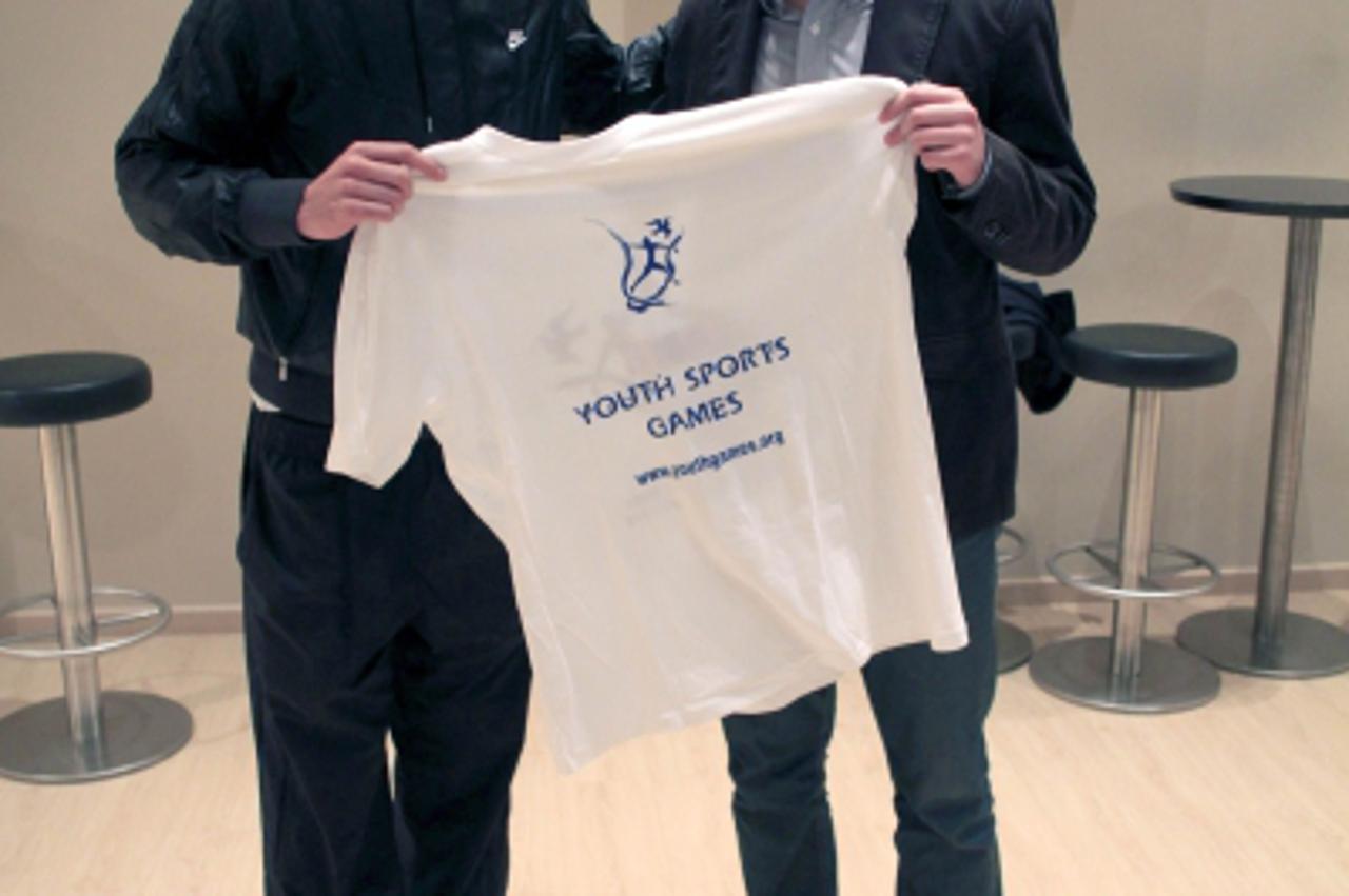 'Navarro_nnn_spo_060412.jpg'