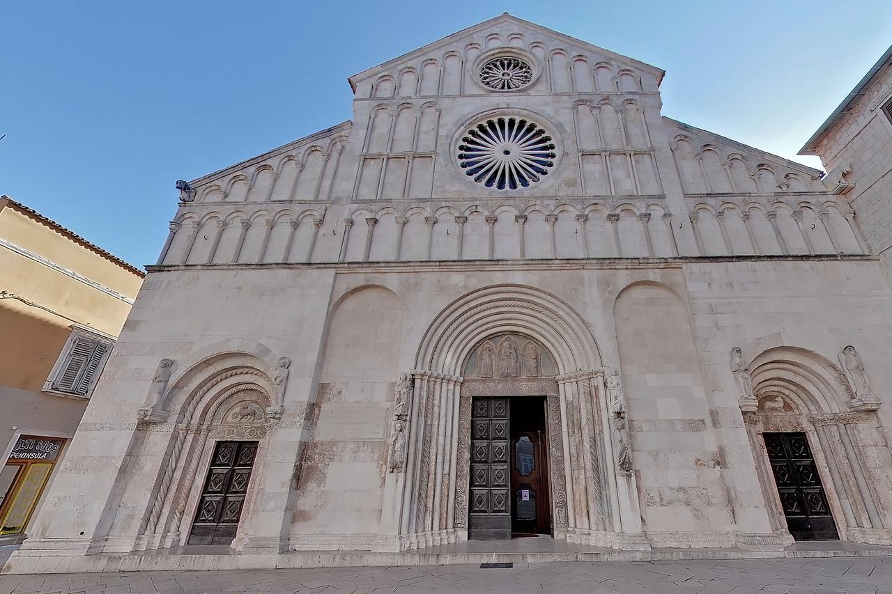 Zadar: Katedrala sv. Stošije