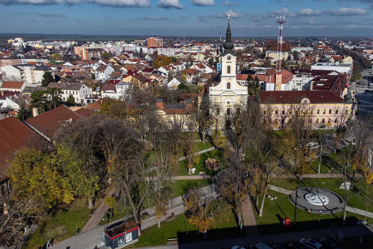 Vinkovci su grad koji u kontinuitetu postoji duže od 8200 godina