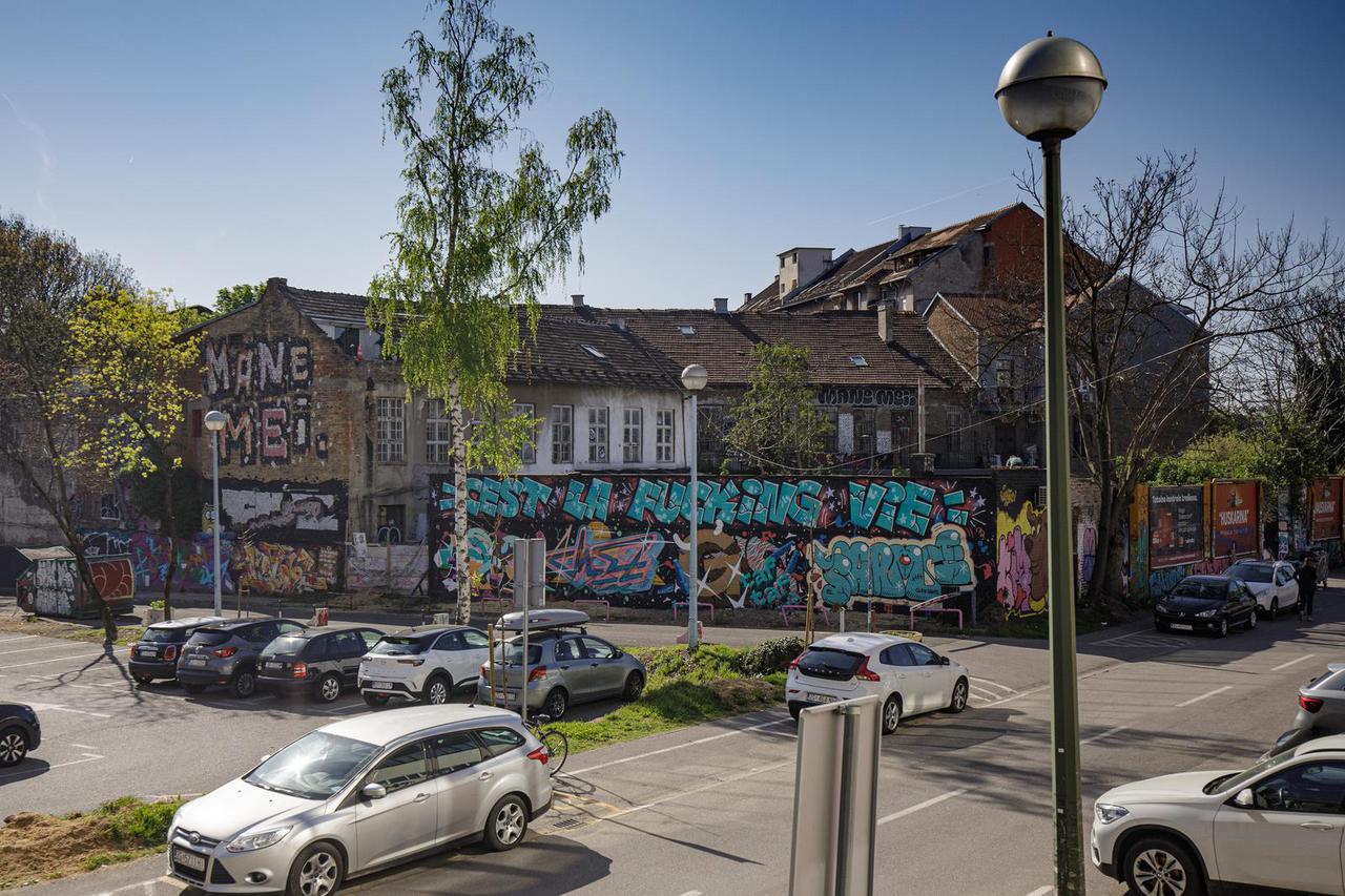 Zagreb: Grafiti i murali na zidovima bivse tvornice Medika 
