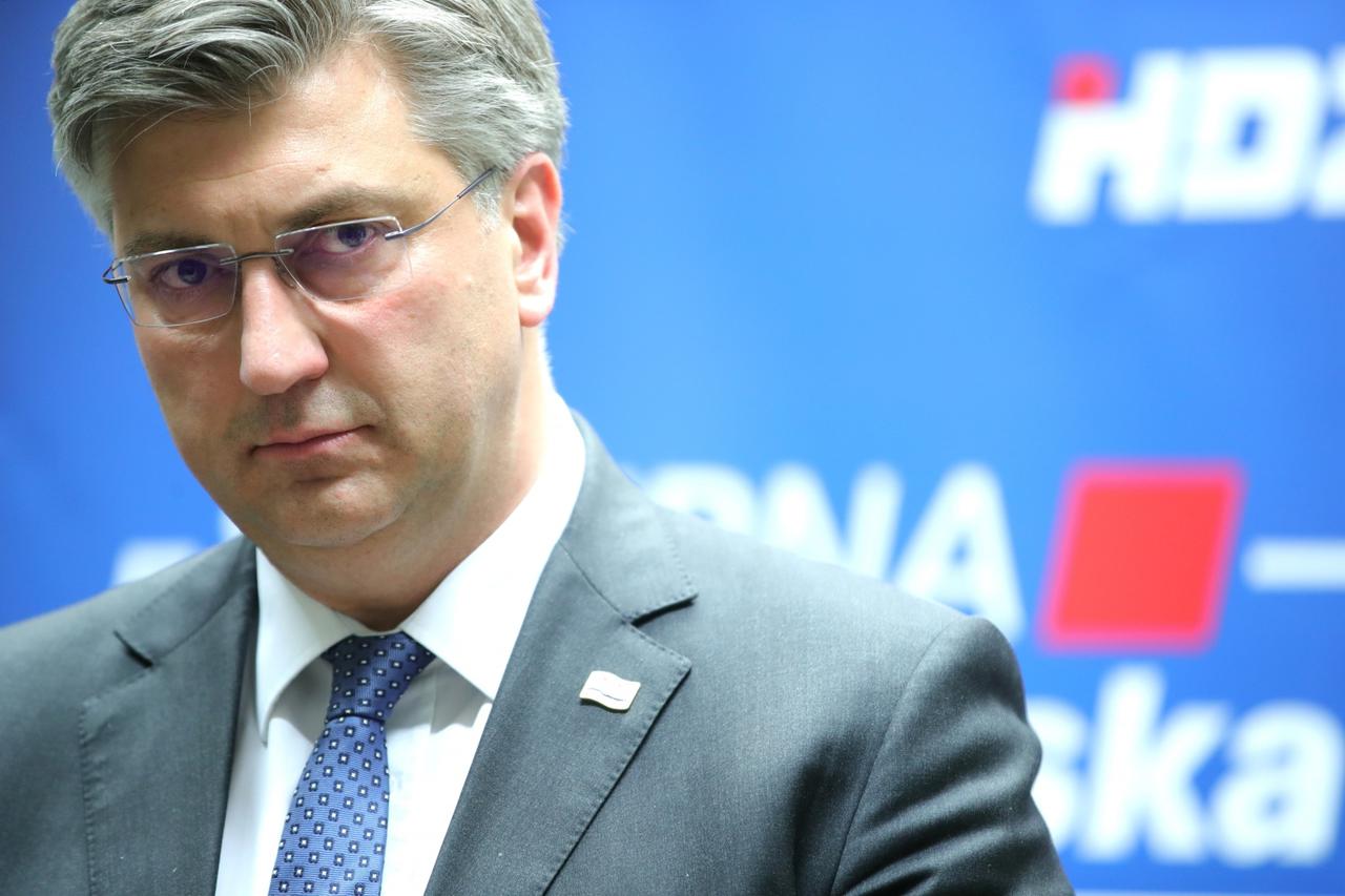 Zagreb: Andrej Plenković dao je izjavu medijima nakon sjednice Predsjedništva i Središnjeg odbora