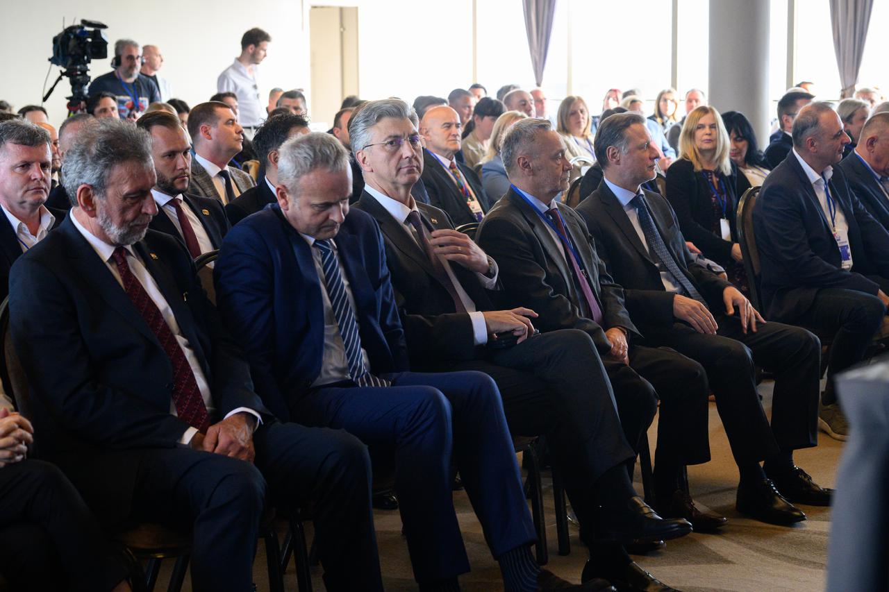 Zagreb: Andrej Plenković sudjelovao je na Izbornom saboru Akademske zajednice HDZ-a „Dr. Ante Starčević“