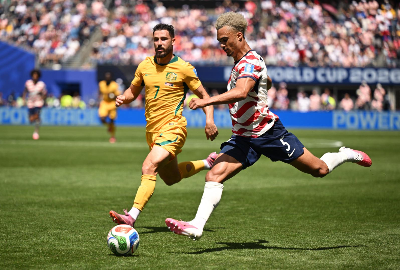 Mathew Leckie (Australija, 35)