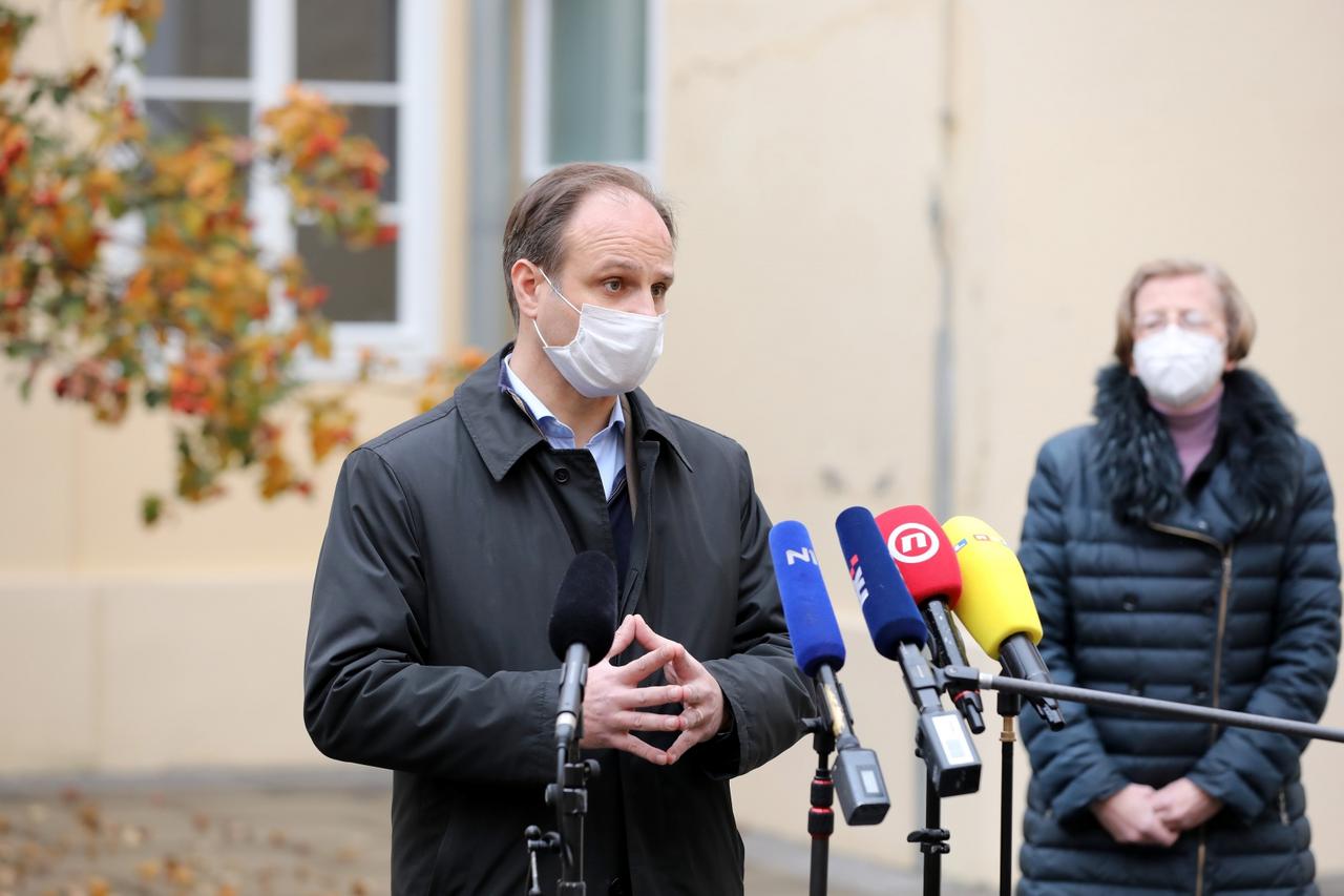Zagreb: Izjave za medije nakon sastanka Stožera civilne zaštite RH i Vlade