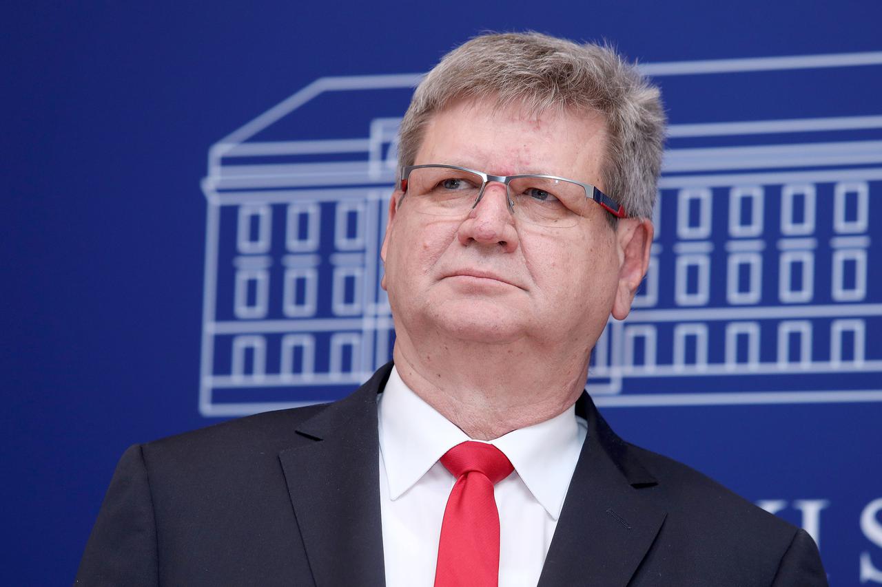 Mrsić i Avberšek na konferenciji o prijedlogu Zakona o zdravstvenoj zaštiti