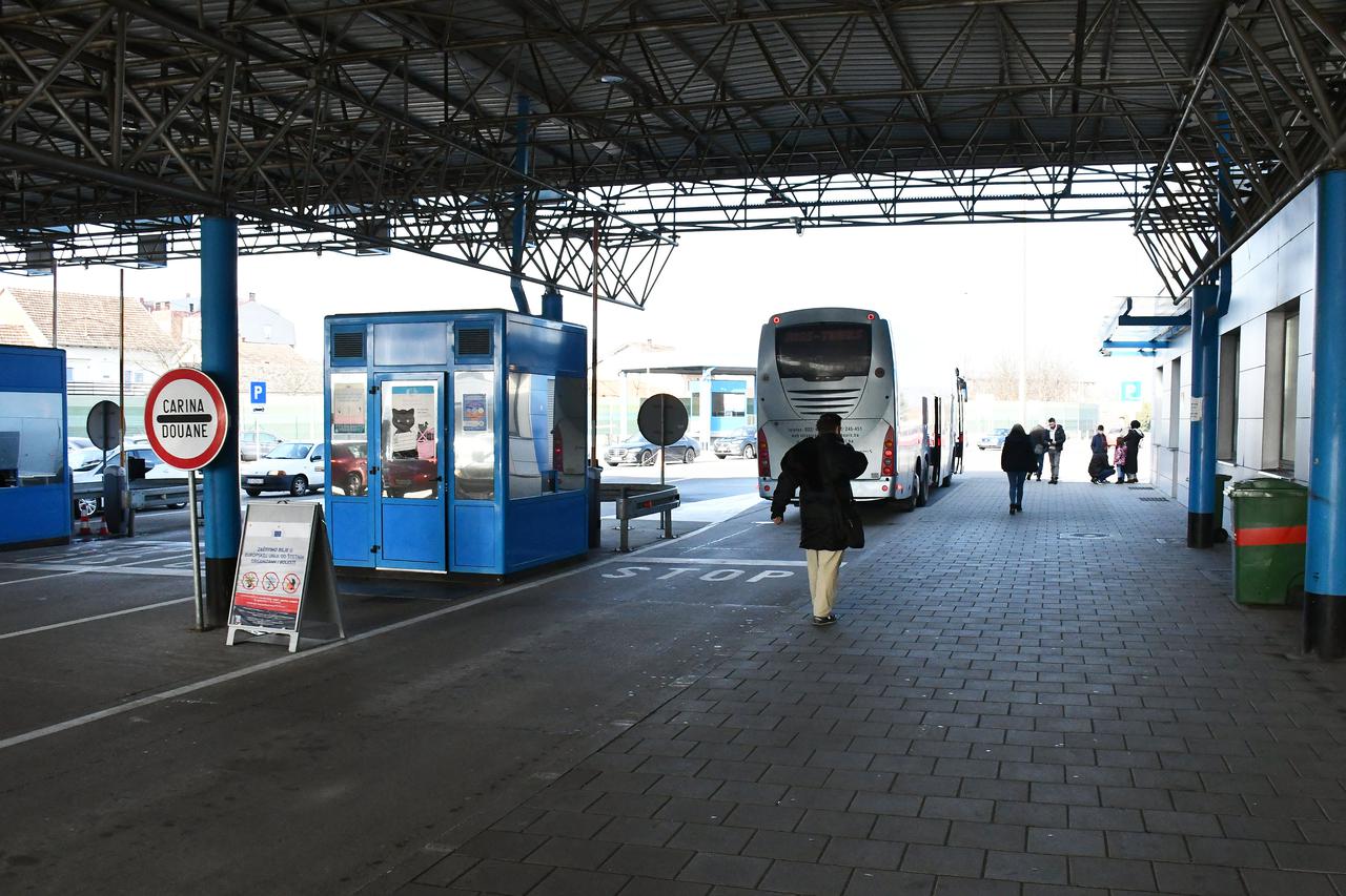 Slavonski Brod: Granični prijelaz s BiH nakon što je na snagu stupio Schengen