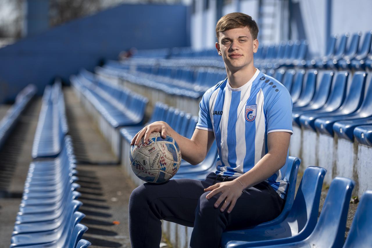 Vinkovci: Mladi nogometaš Luka Bartolović, igrač HNK Cibalia