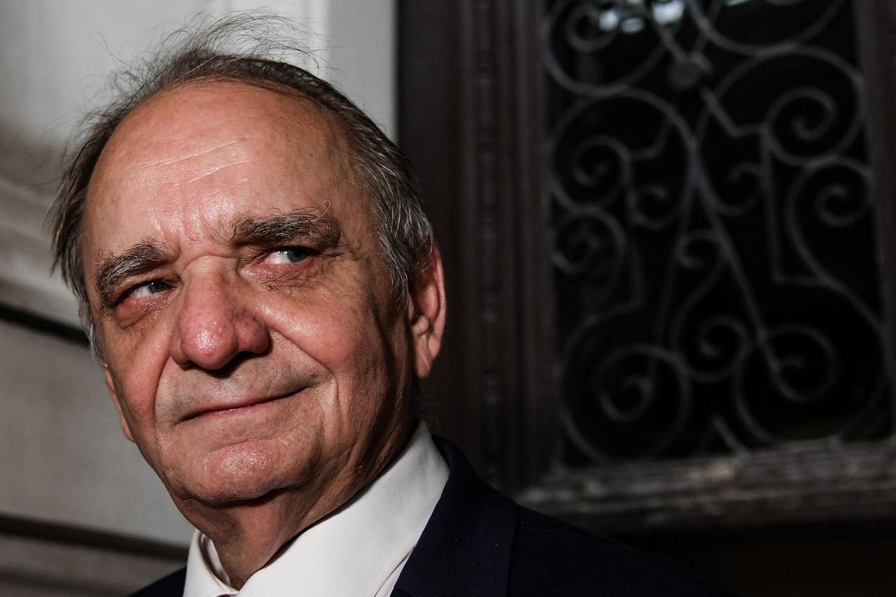 VIDEO Glavaš vikao na izlazu iz sudnice: "Sram vas bilo, nabijem vas..."