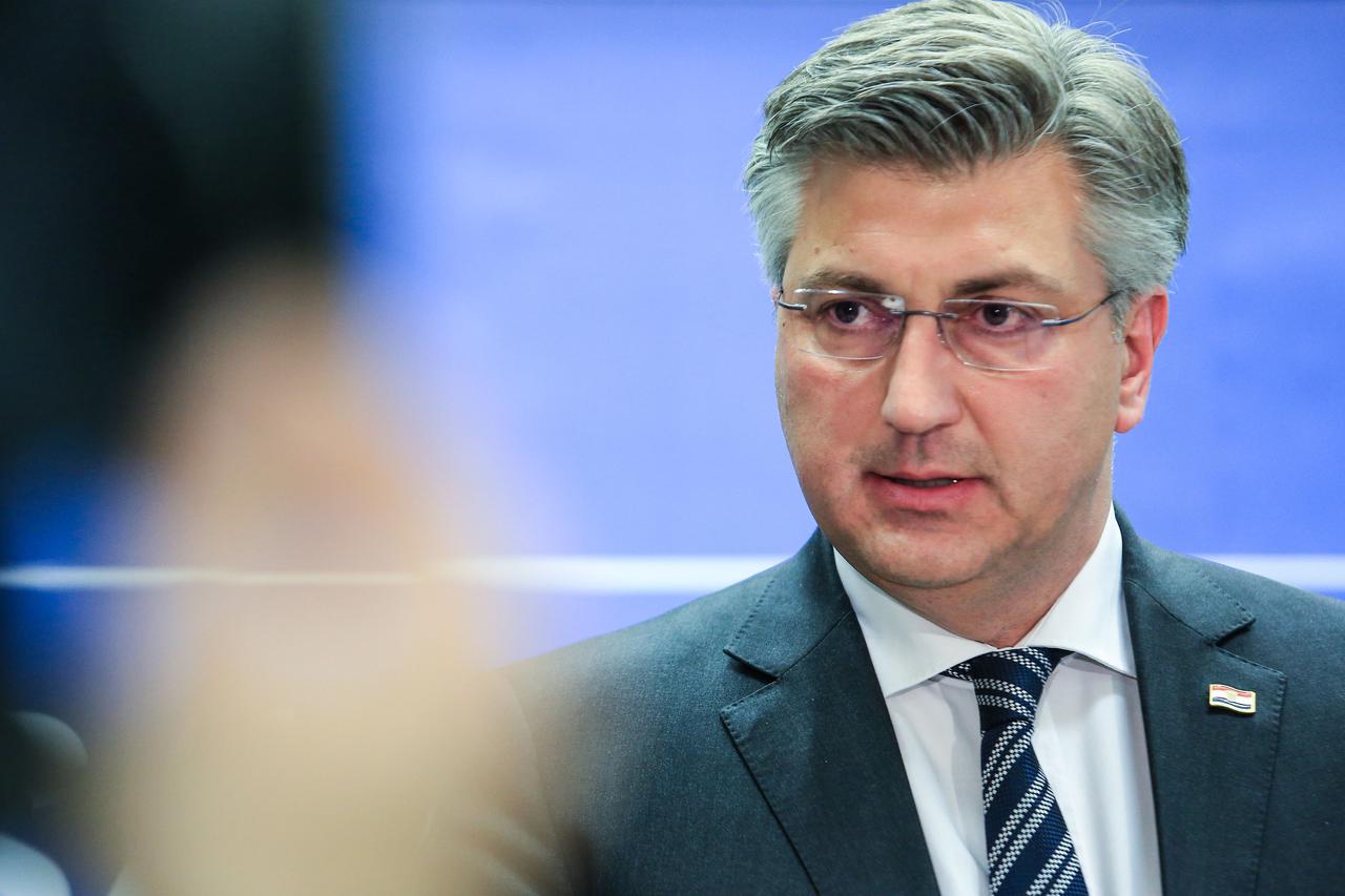 Plenković se obratio medijima nakon sjednice Predsjedništva HDZ-a