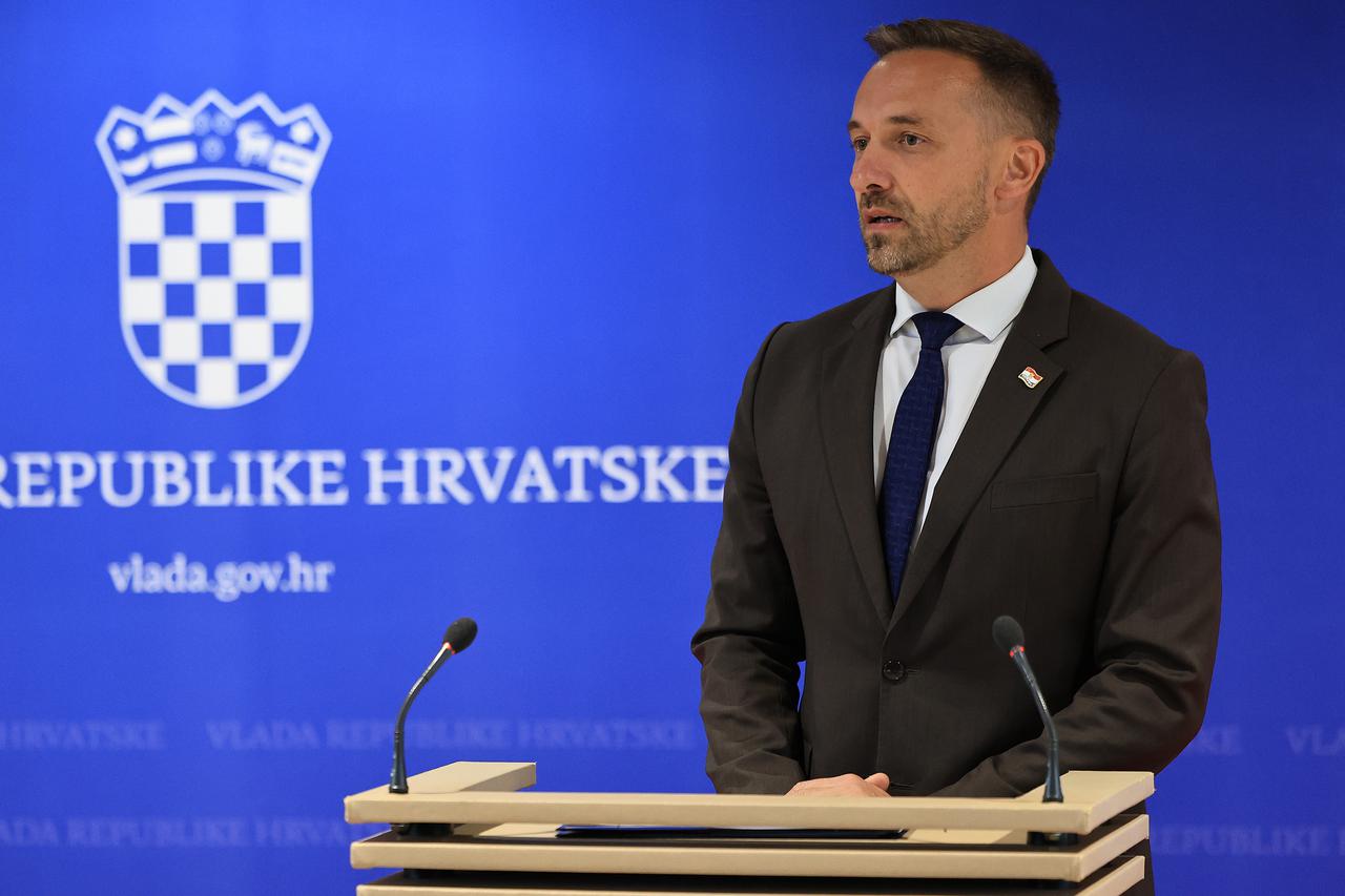 Zagreb: Marin Piletić obratio se medijima nakon sjednice Vlade