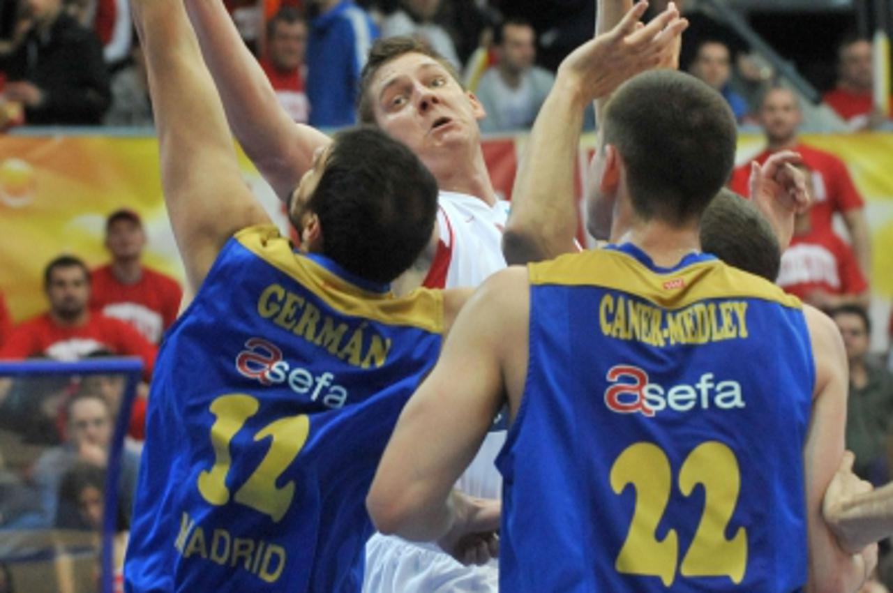 '23.03.2011.,Cibonina dvorana, Zagreb - Cetvrtfinale Eurokupa, KK Cedevita - KK Estudiantes. Franko Krastopil Photo: Marko Lukunic/PIXSELL'