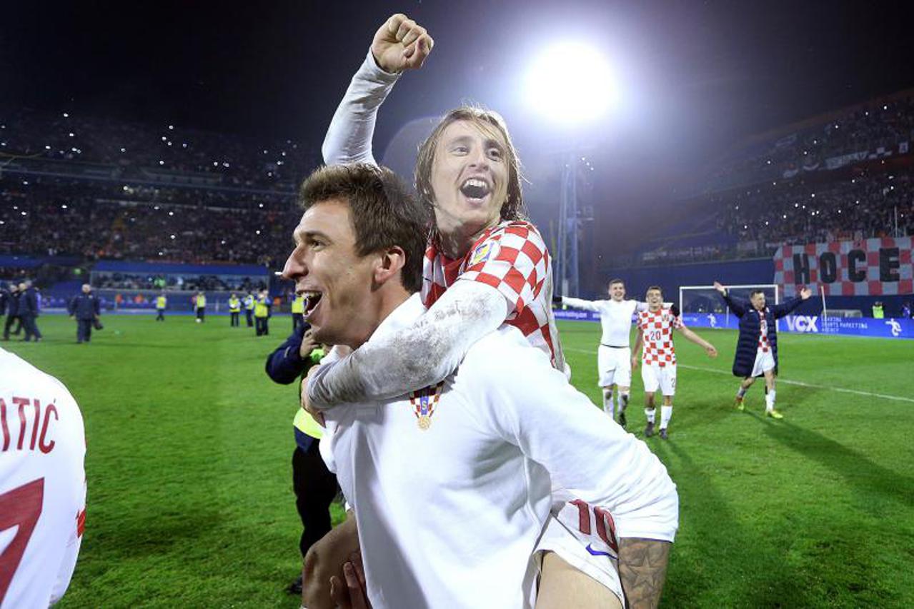 Mario Mandžukić i Luka Modrić