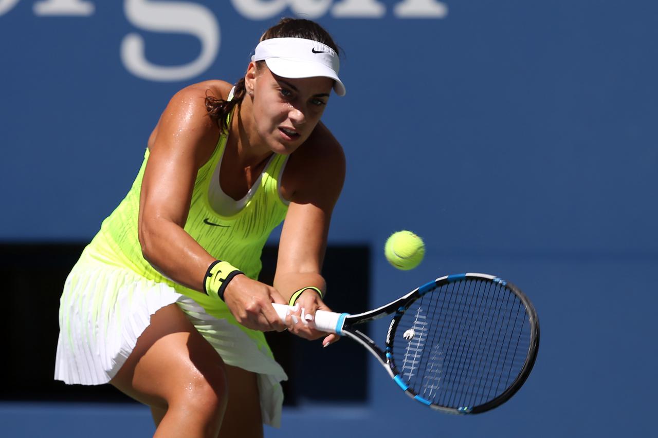 Sep 7, 2016; New York, NY, USA; Ana Konjuh of Croatia hits a shot to Karolina Pliskova of Czech Republic on day ten of the 2016 U.S. Open tennis tournament at USTA Billie Jean King National Tennis Center. Mandatory Credit: Robert Deutsch-USA TODAY Sports 