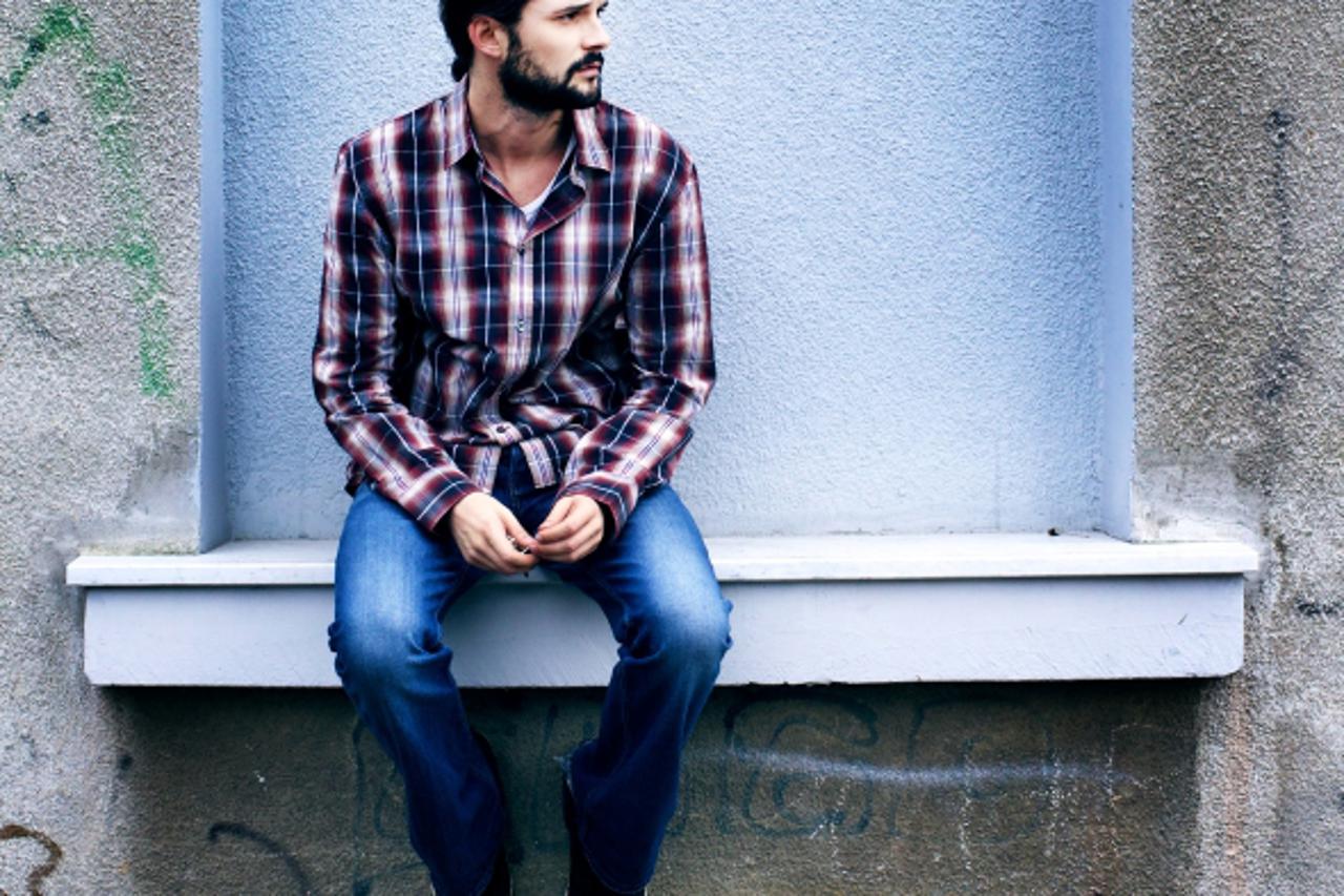 'anocic01_nnn_ekr_011110'