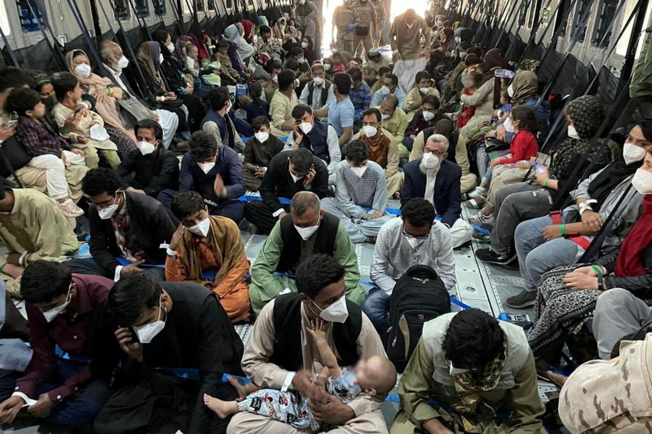 Evacuees from Afghanistan leave Kabul