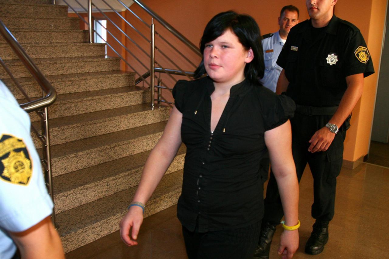 '19.07.2012., Kalesija, BiH - Pocelo je sudjenje Slavojki i Mienku Marinkovic, optuzenima da su pet godina drzali u ropstvu Bettinu Siegner. Photo: Anto Magzan/PIXSELL'