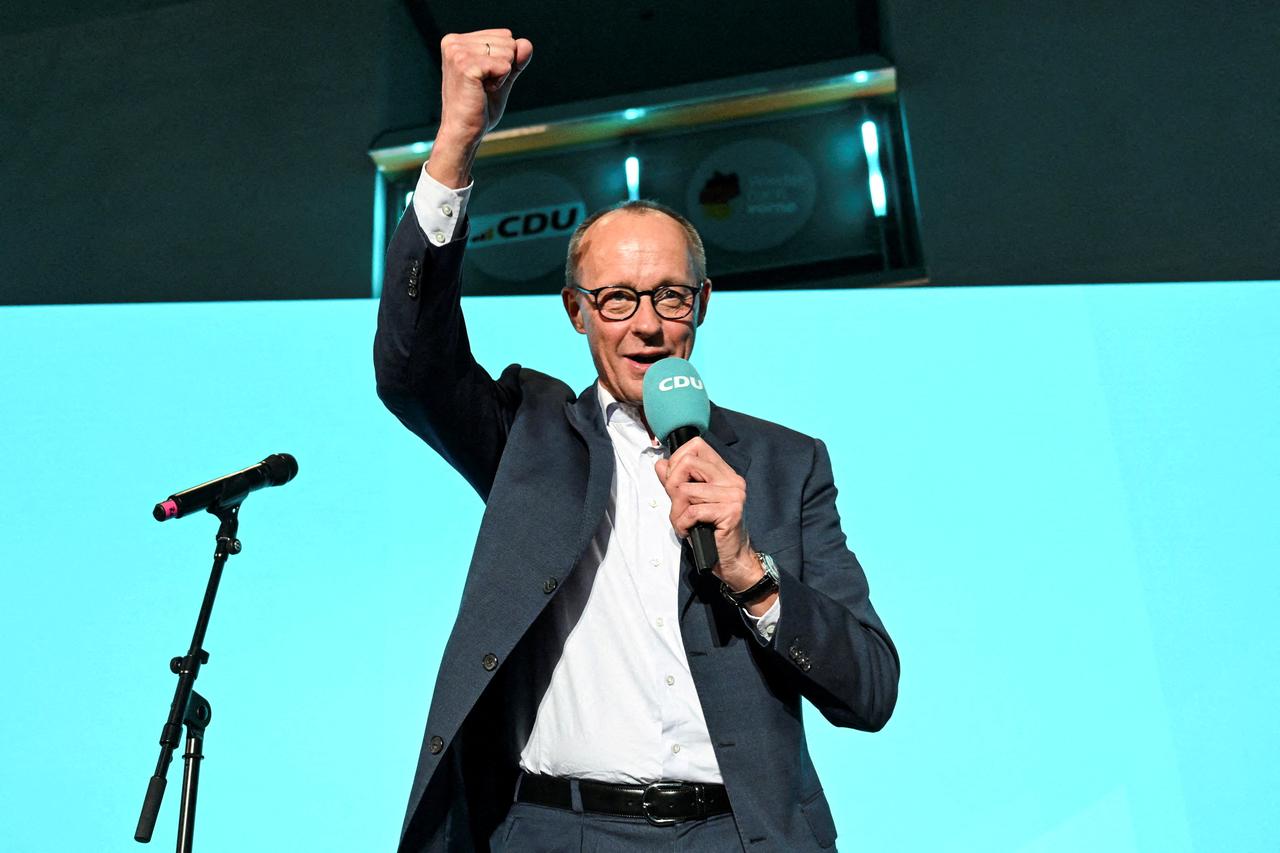 FILE PHOTO: FILE PHOTO: General election in Germany