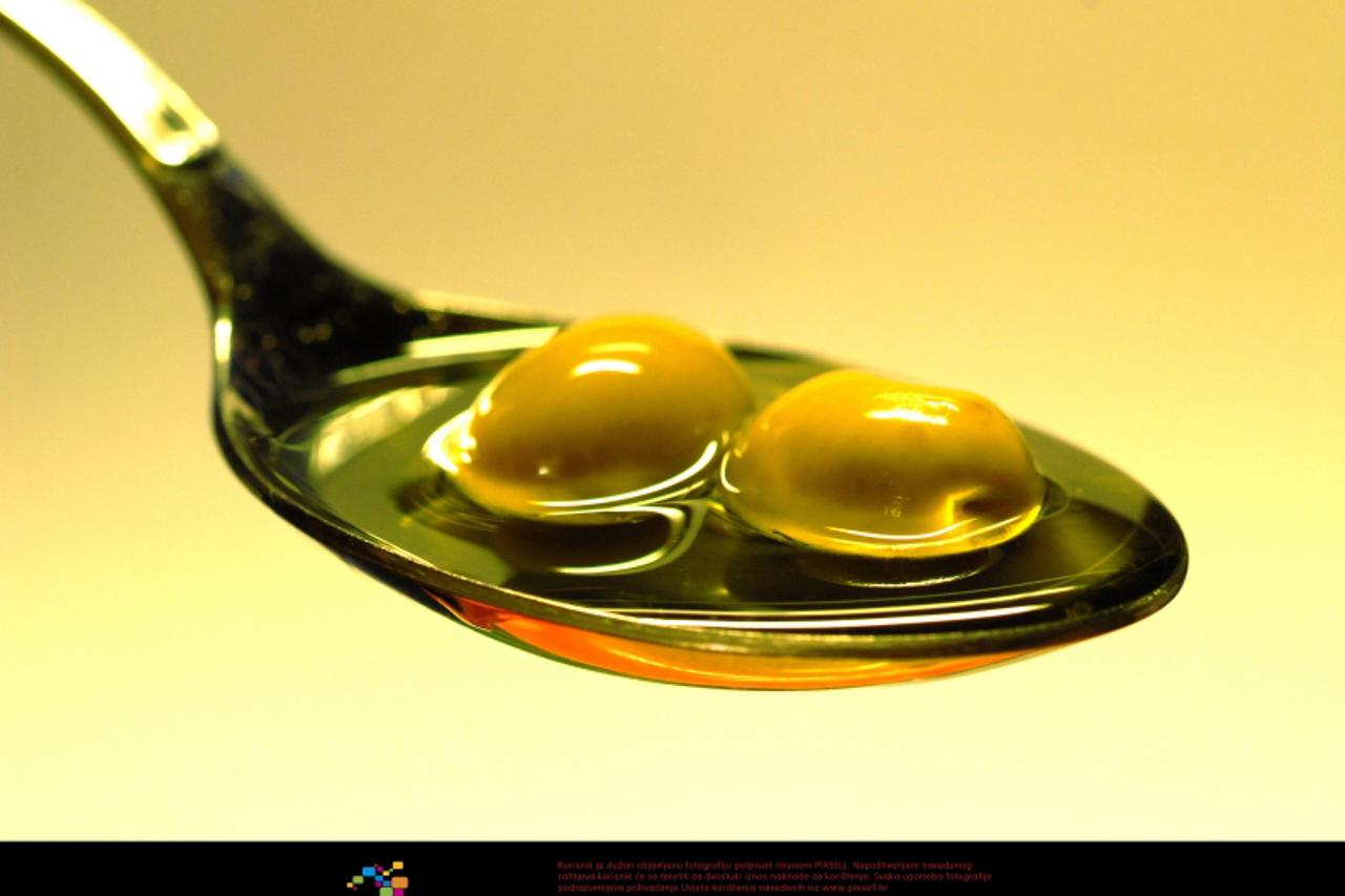 '18.09.2008., Pula - Temelj mediteranske kuhinje-masline i maslinovo ulje. Photo: Dusko Marusic/Vecernji list'