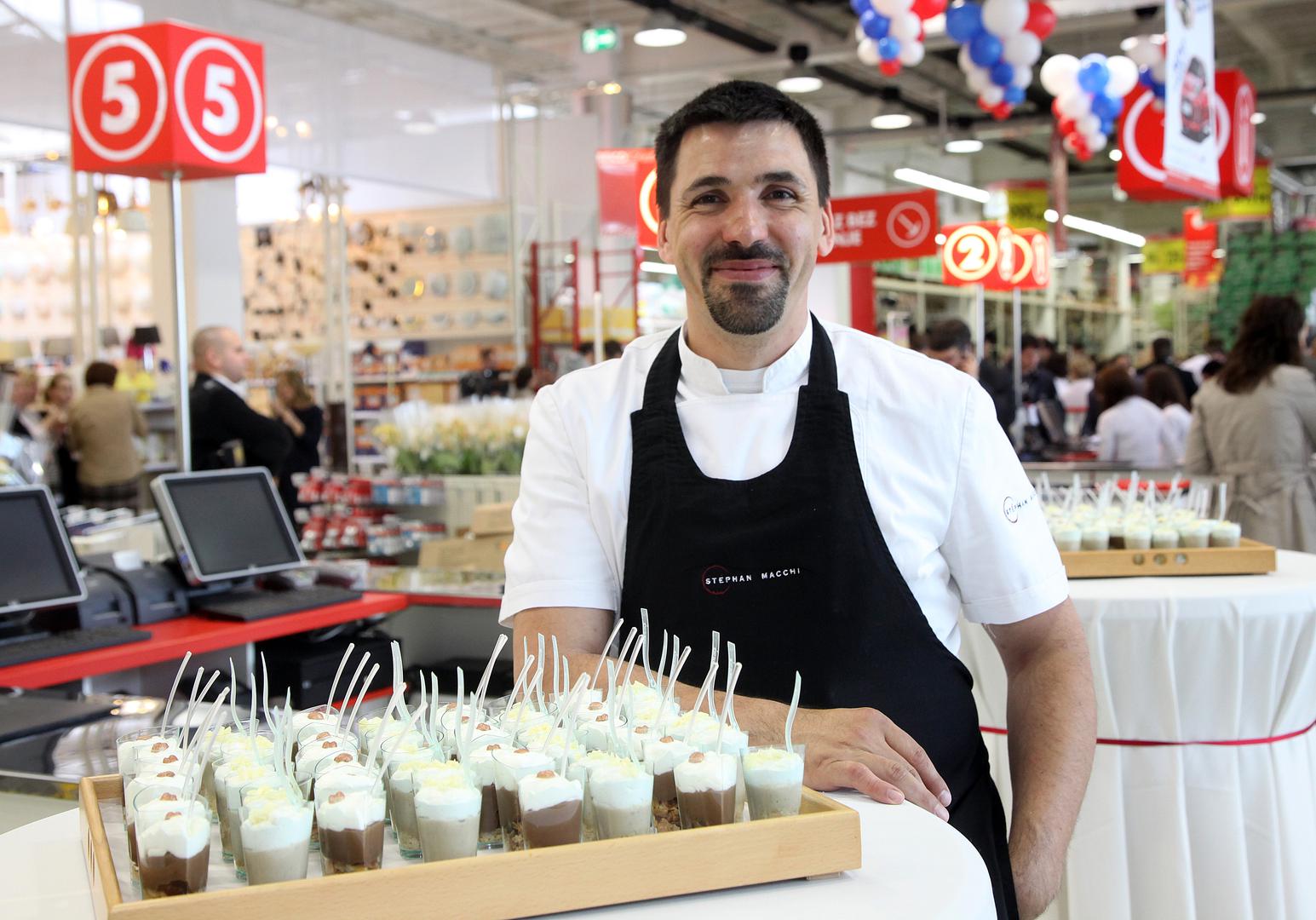 Macchi se školovao u Francuskoj, a s poznatim kuharom Levyjem Ericom u Švicarskoj je započeo karijeru. 