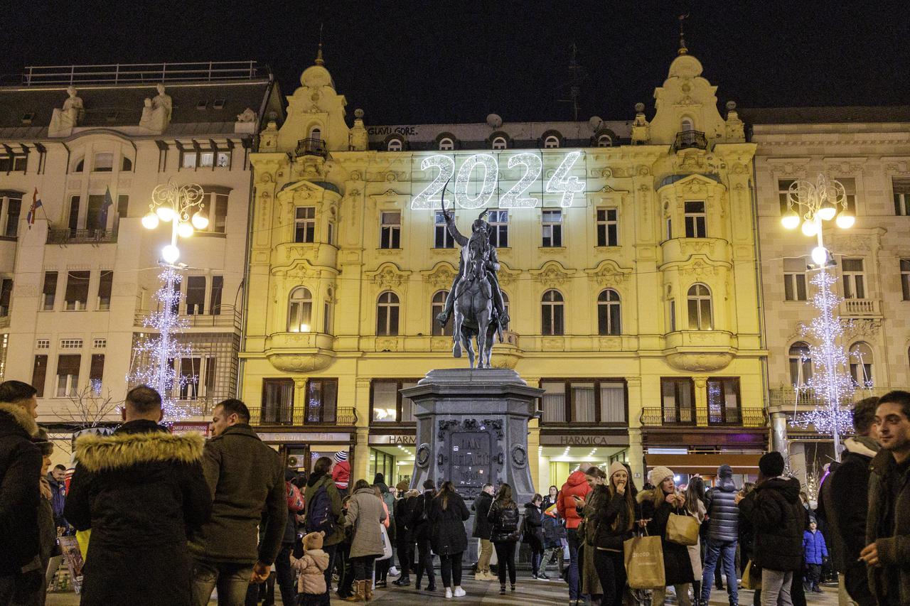 Odlična atmosfera na zagrebačkom Adventu
