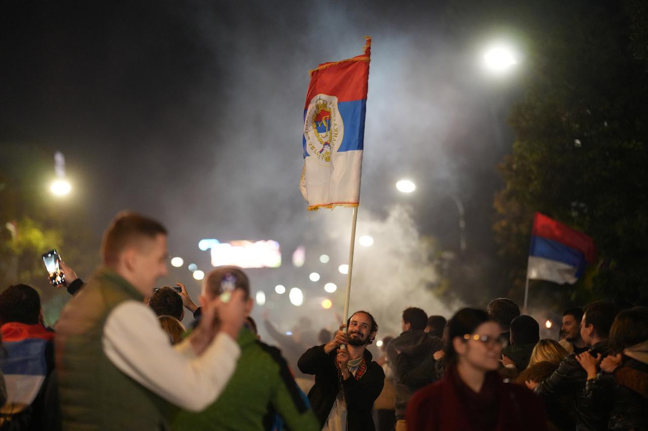 Banja Luka: Građani na ulicama slave pobjedu Studentske liste na parlamentarnim izborima u Srbij