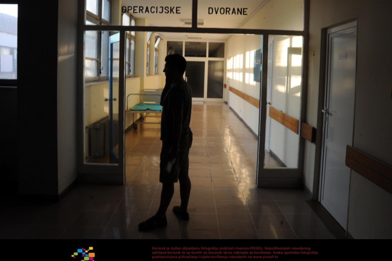 '11.07.2010., Split - Bolnica Krizine, odjel za plasticnu kirurgiju.  Photo: Nino Strmotic/PIXSELL'
