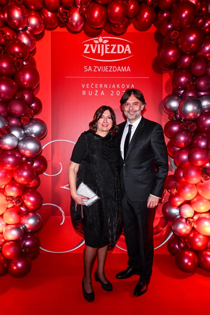 Producentica Večernjakove ruže Mirjana Žižić i glavni urednik Večernjeg lista Dražen Klarić
