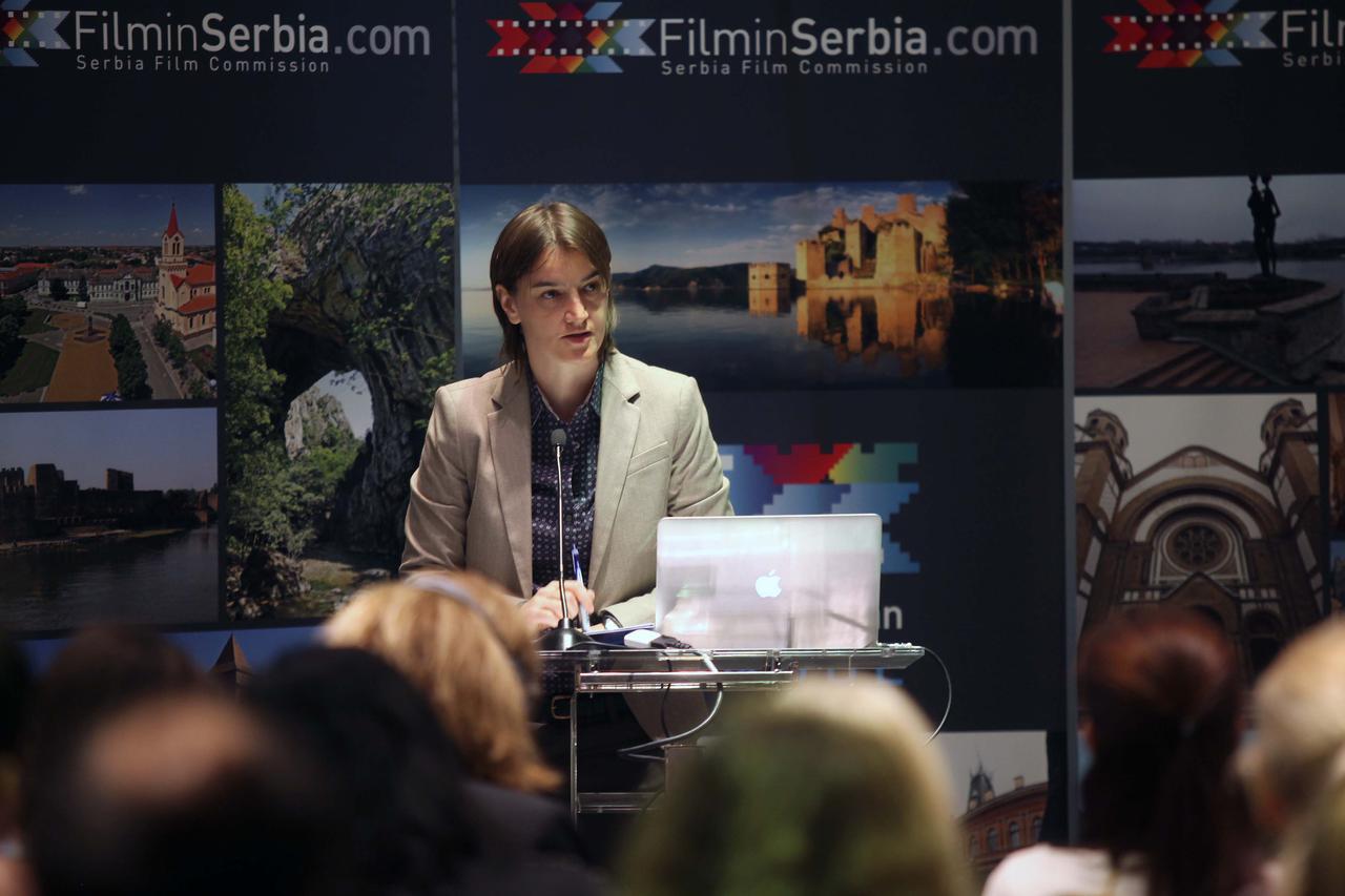  Ana Brnabić