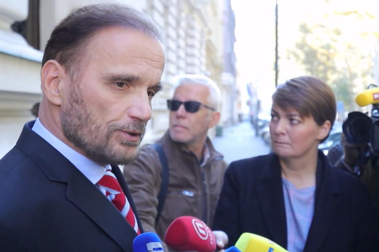 Zagreb: Ante Nobilo dao izjavu za medije u pauzi pripremnog ročišta u slučaju Agram