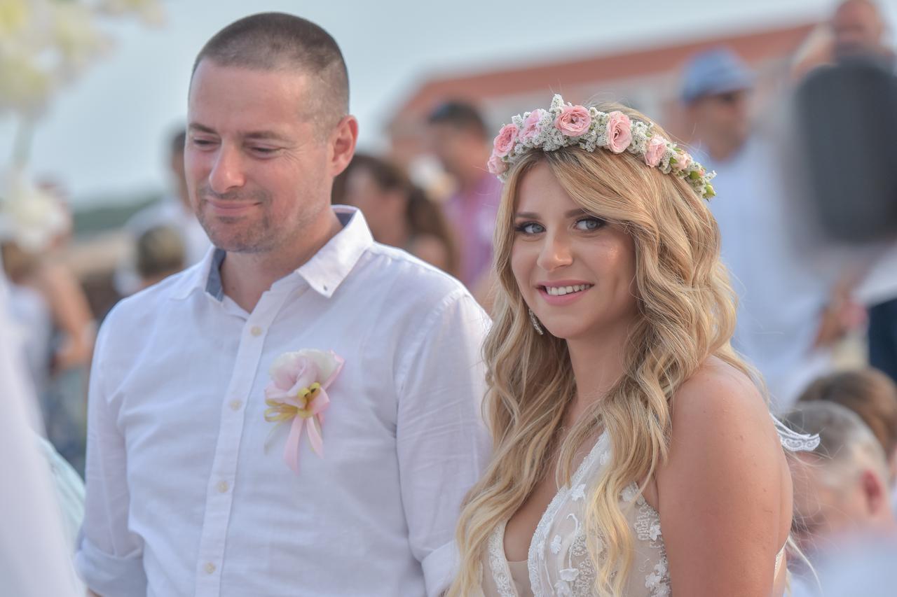 Ražanac: Vjenčanje para iz showa 'Ljubav je na selu', Valentine i Vatroslava