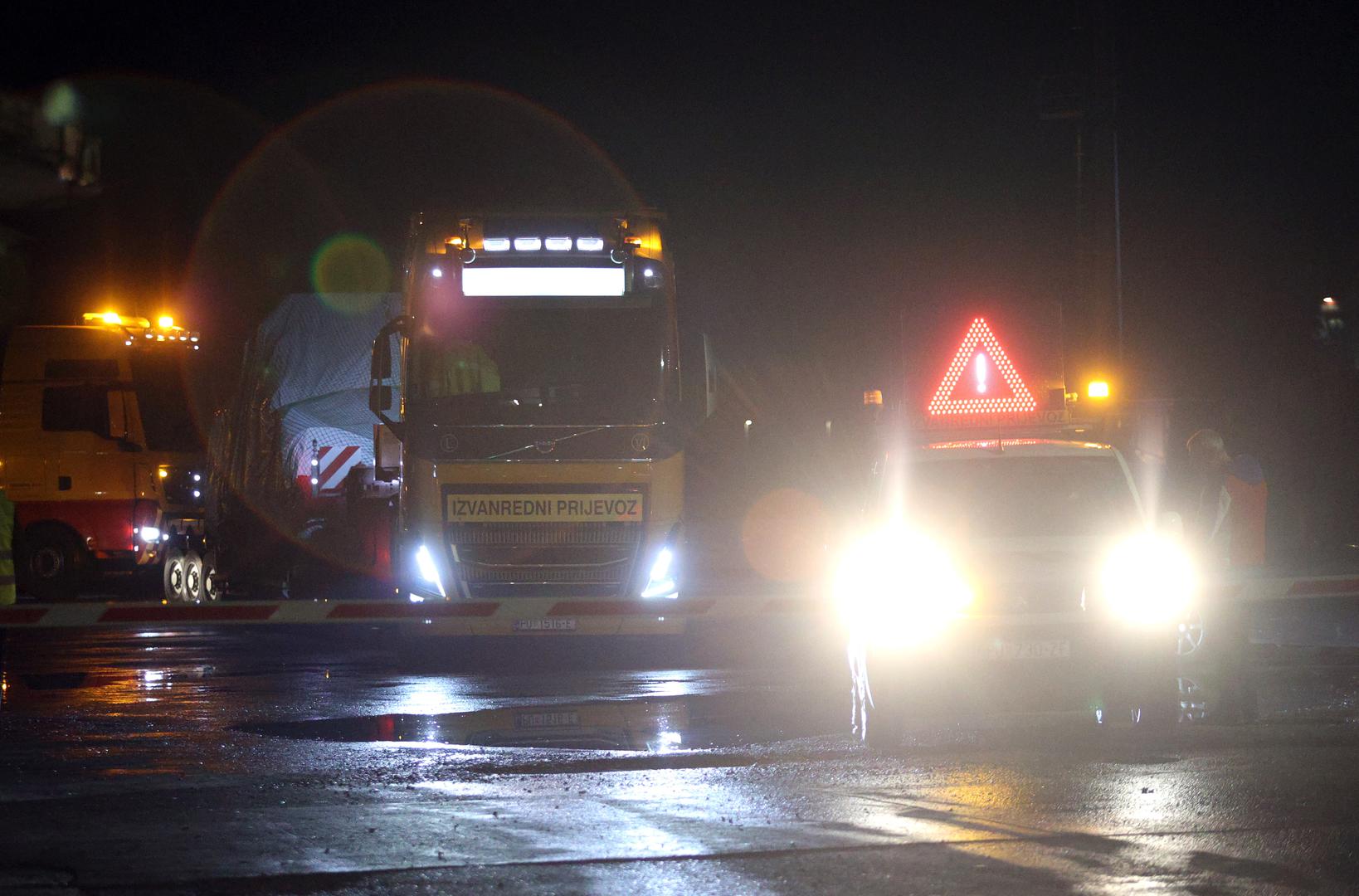 10.12.2023, Rijeka -  Konvoj sastavljen od sedam kamiona i 22 Bradleya krenuo iz rijecke luke prema Slavonskom Brodu.  Photo: Nel Pavletic/PIXSELL