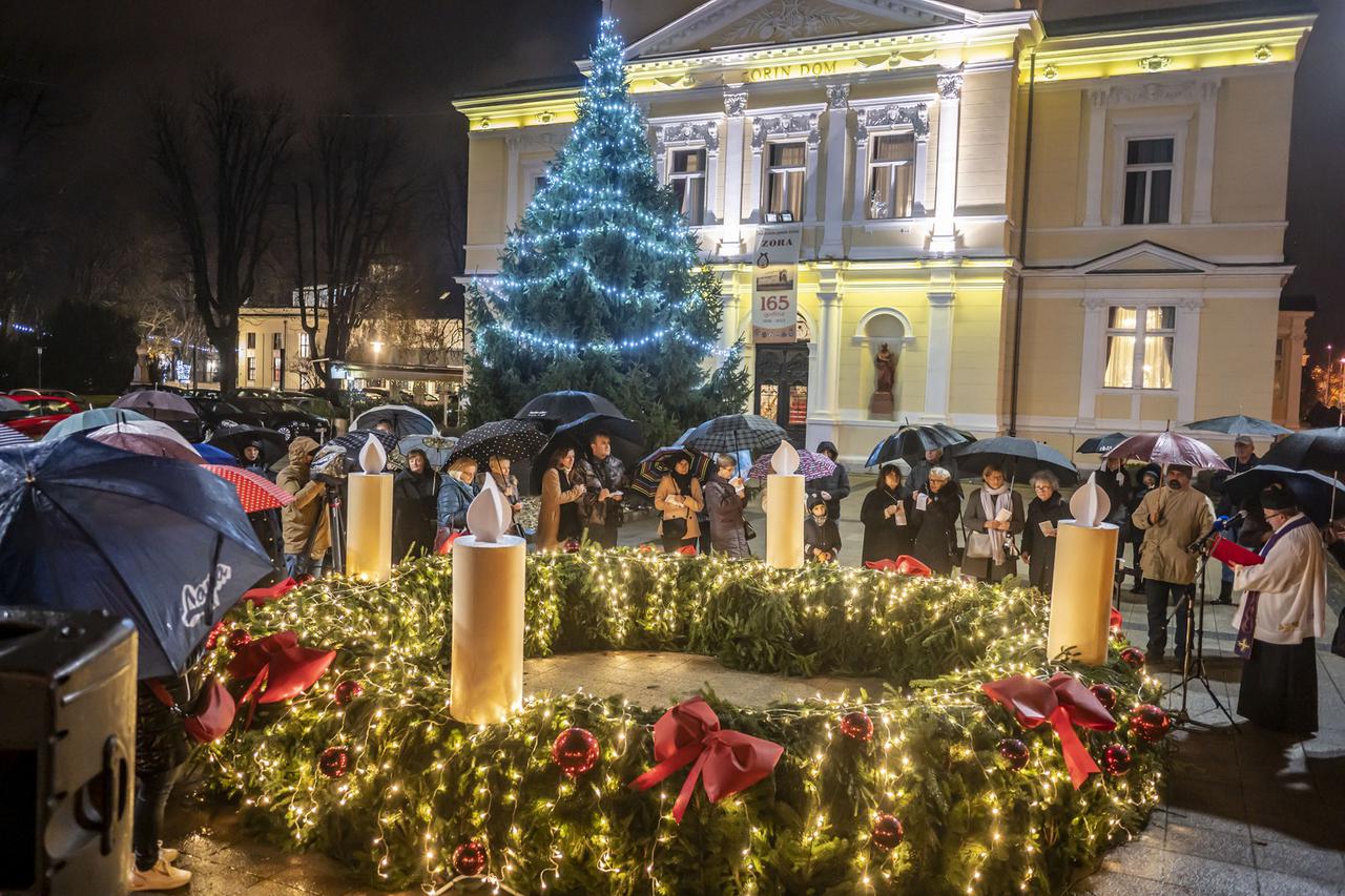 Advent u Karlovcu