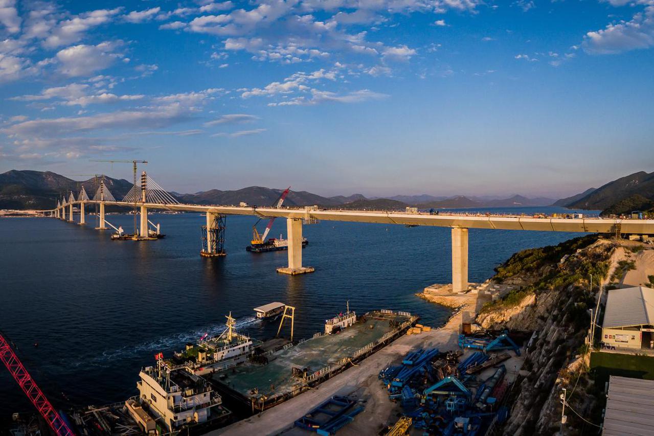 Fotografije iz zraka Pelješkog mosta