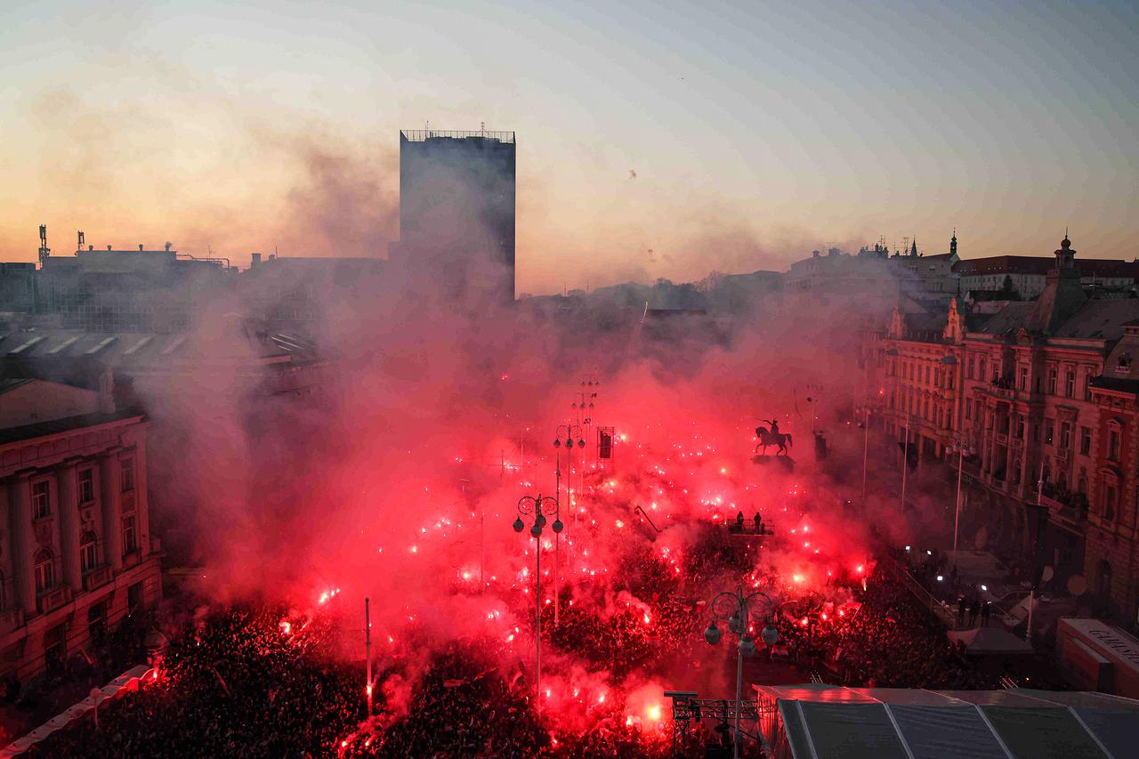 Zagreb: Bakljada na svečanom dočeku hrvatske rukometne reprezentacije
