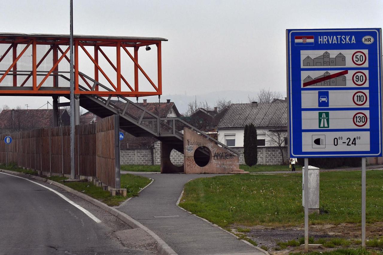 Nakon uvođenja novih mjera pust granični prijelaz u Slavonskom Brodu