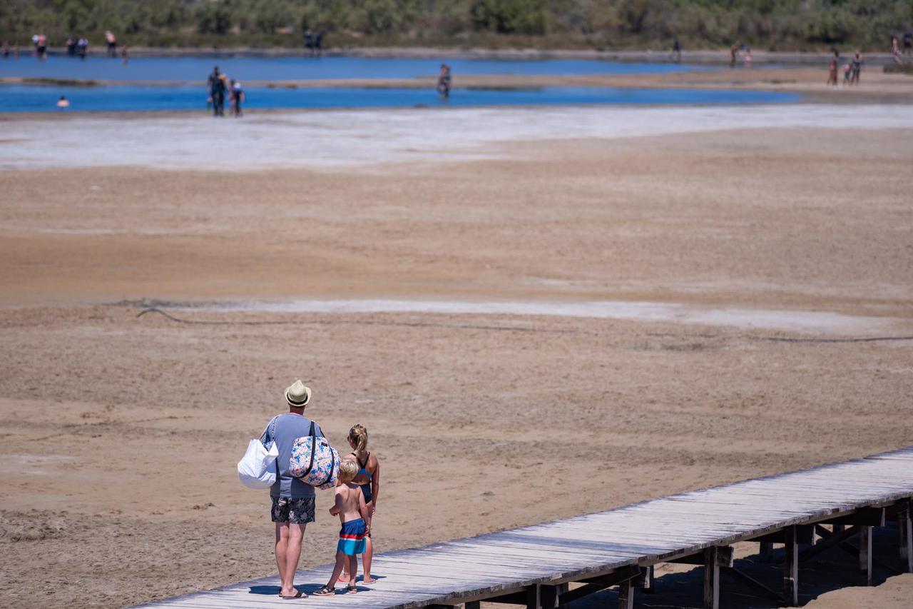 Odmor na Kraljičinoj plaži u Ninu