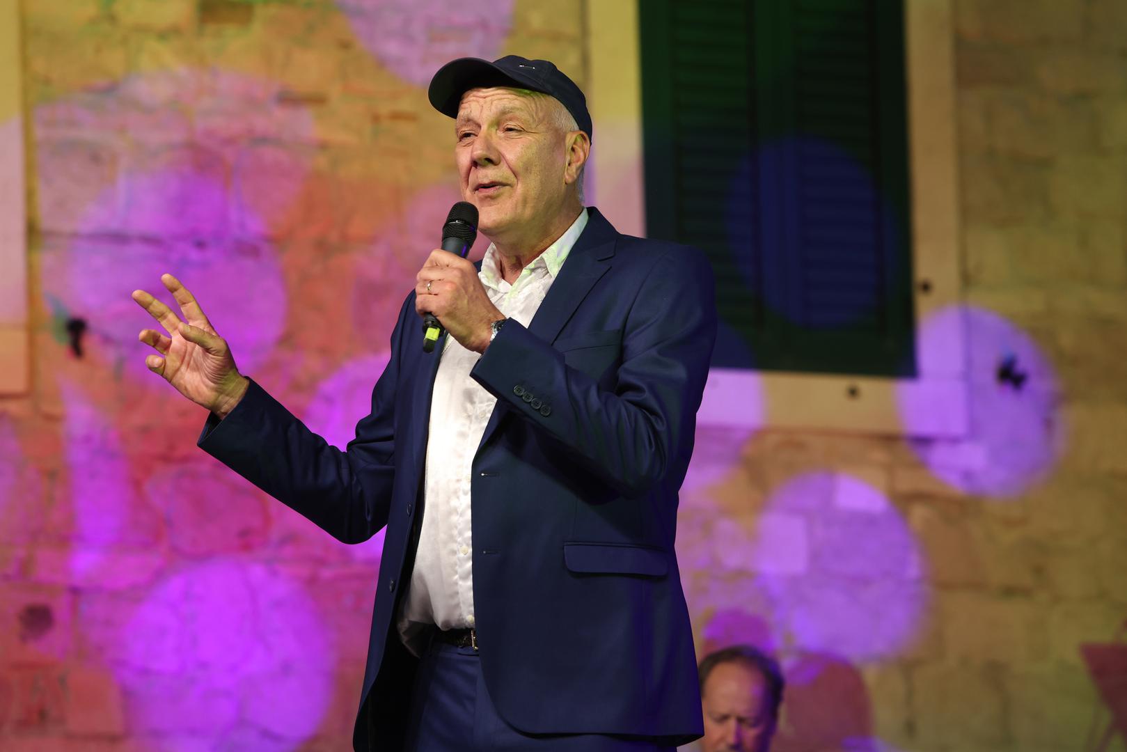 Na pozornici su sinoć bili i Johnny Gitara, Matko Jelavić, Pero Panjković, Zdravko Škender i brojni drugi. 