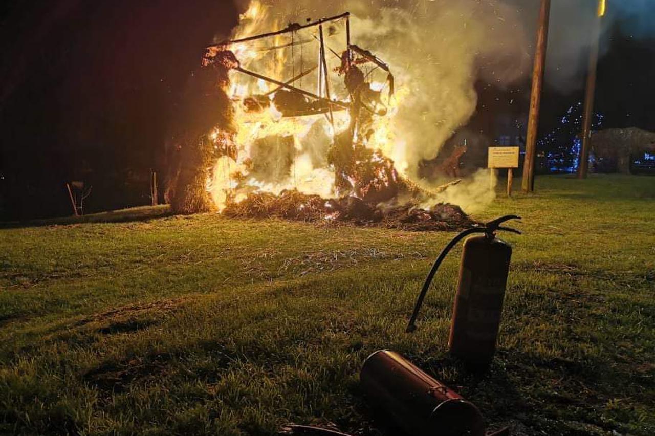 Izgorio mamut iz Mohova