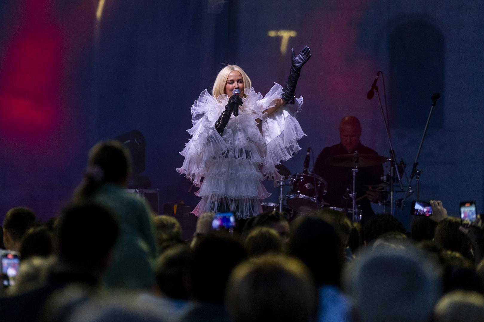  Modni stilist i njezin dugogodišnji prijatelj Marko Grubnić pobrinuo se da Maja zablista i u ovoj prilici.