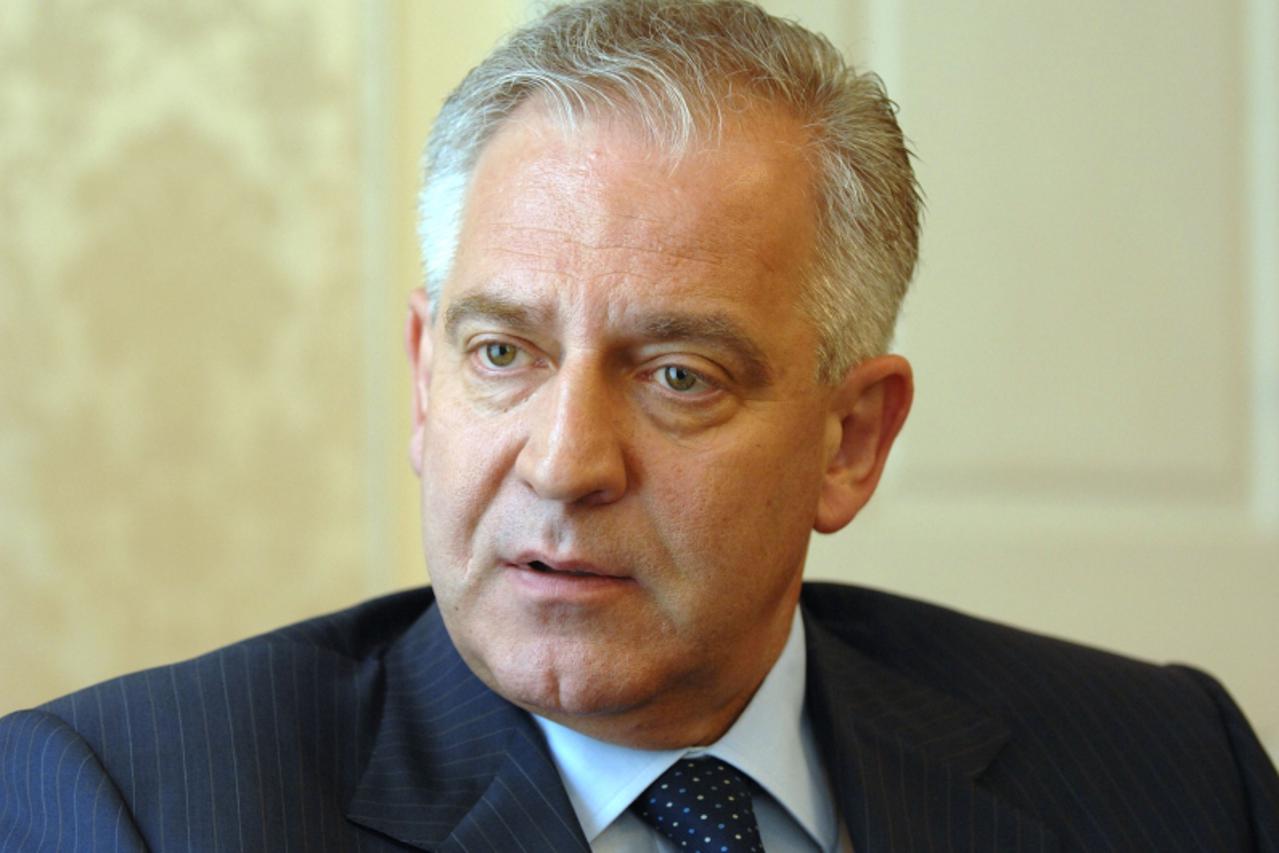 'za unu...04.06.07. sanader...intervju snimio:davor visnjic'