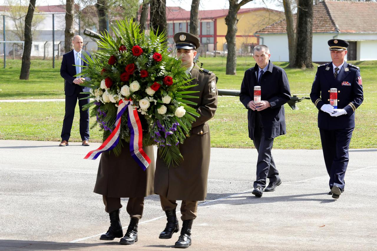 Vinkovci: Predsjednik Milanović na obilježavanju 16. obljetnice ustrojavanja Gardijske oklopno-mehanizirane brigade
