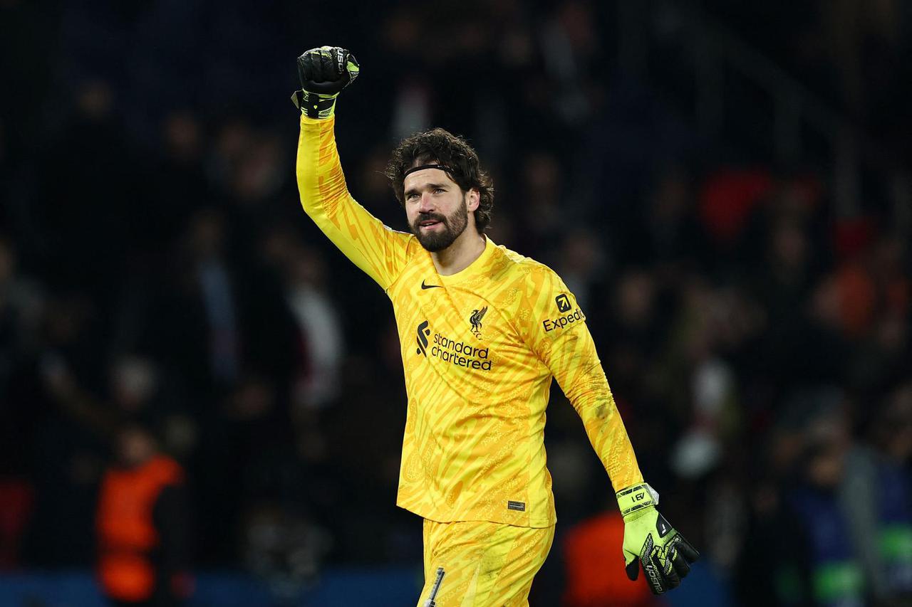 Champions League - Round of 16 - First Leg - Paris St Germain v Liverpool