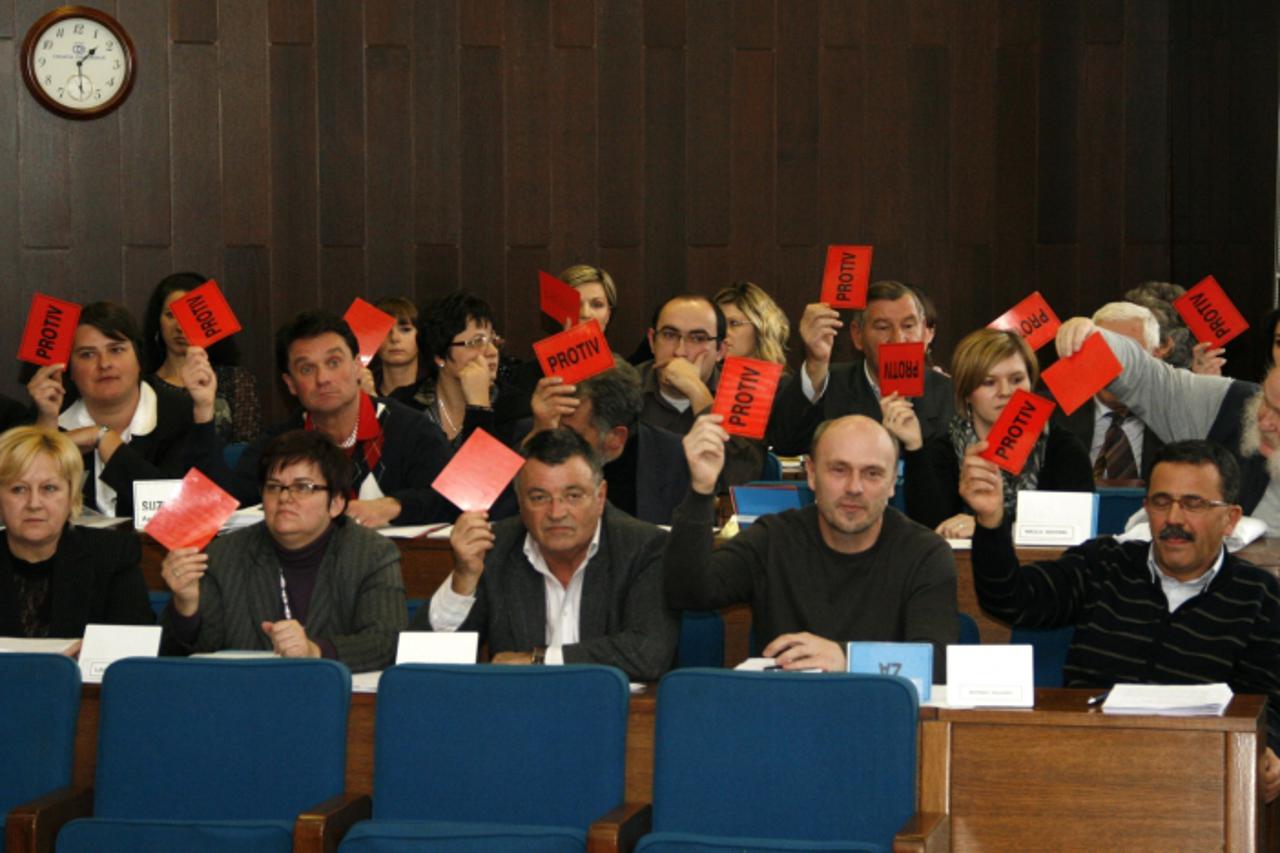 \'07.12.2010., Koprivnica -Izglasavanje godisnjeg proracuna koprivnicko-krizevacke zupanije Photo: Marijan Susenj/PIXSELL\'