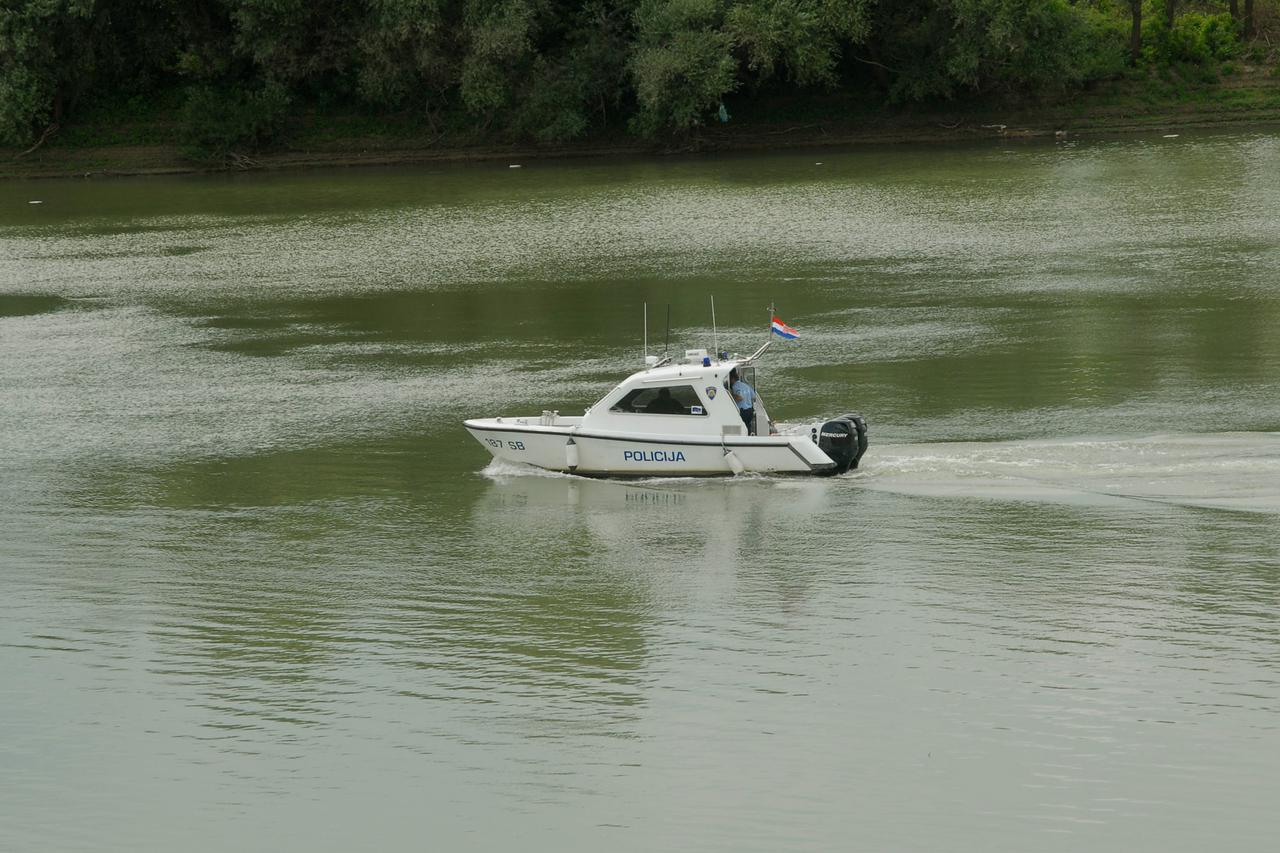 Slavonski Brod: U rijeci Savi prona?eno tijelo utopljenika