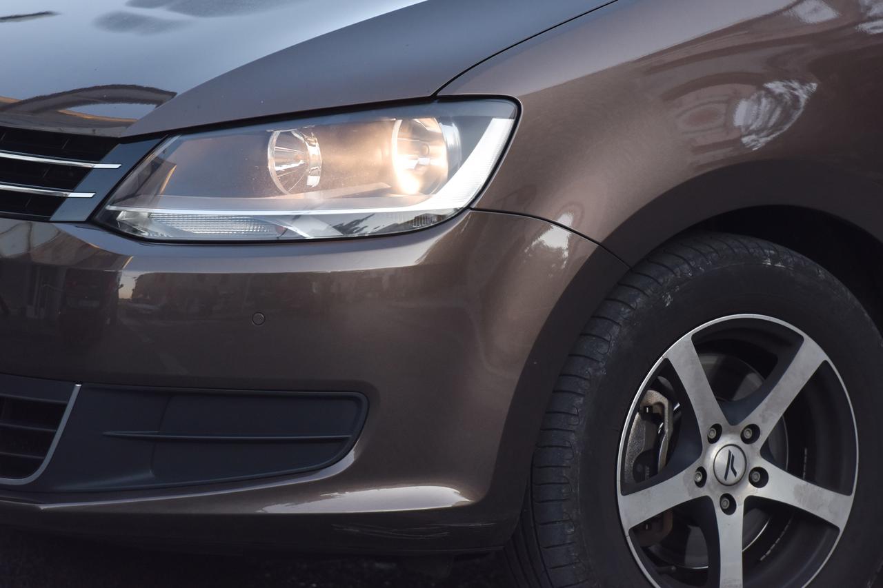 Od danas vozači moraju imati upaljena svjetla na automobilima