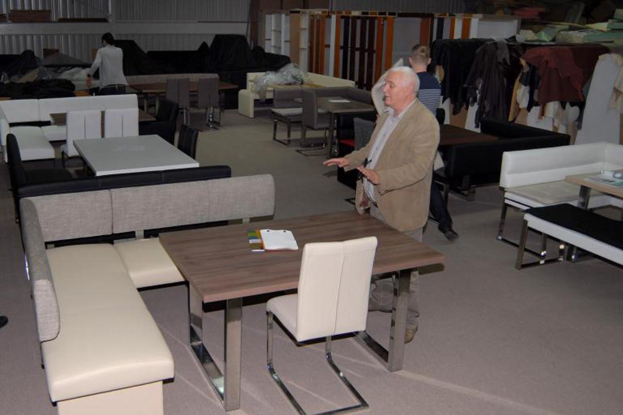 Namještaj tvrtke Mobilar