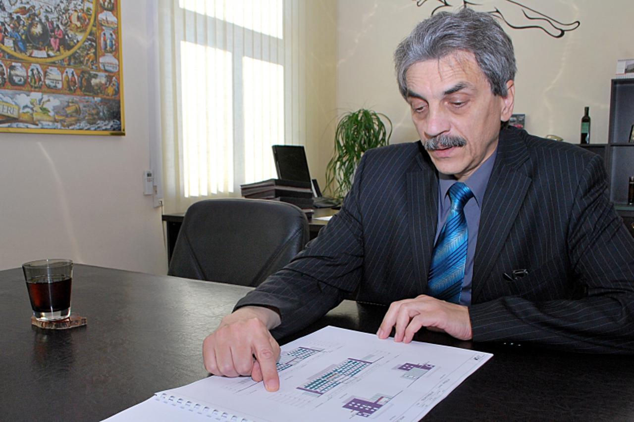 \'27.05.2011., Sisak - Ravnatelj sisacke Opce bolnice dr.Damir Pahic najavio je izgradnuju paviljona,velicine 9 tisuca cetvronih metara, u sklopu ove zdravstvene ustanove. Photo:Nikola Cutuk/PIXSELL\'