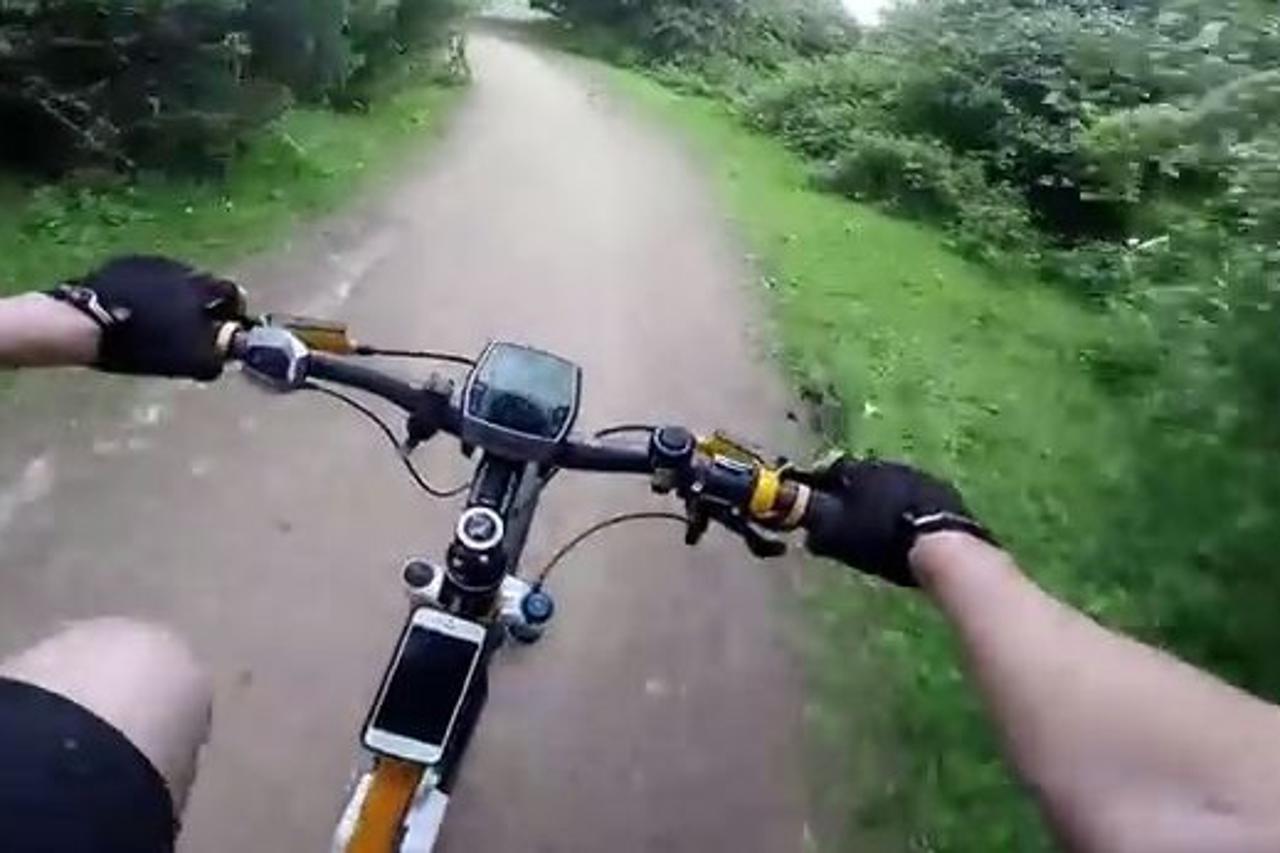 Biciklirali pa uletjeli na rave party