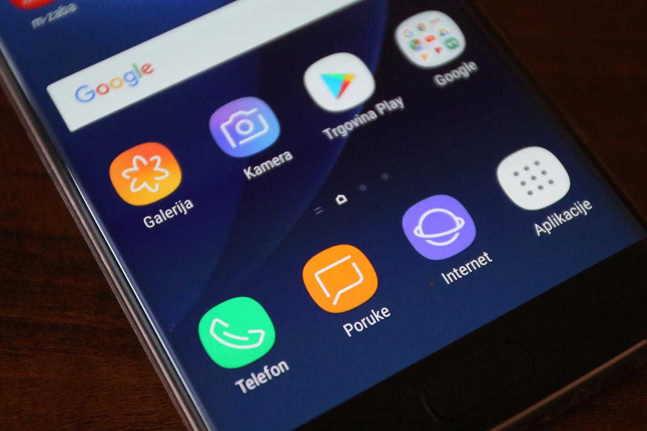 Aplikacije poruke na mobitelu i lažni sms
