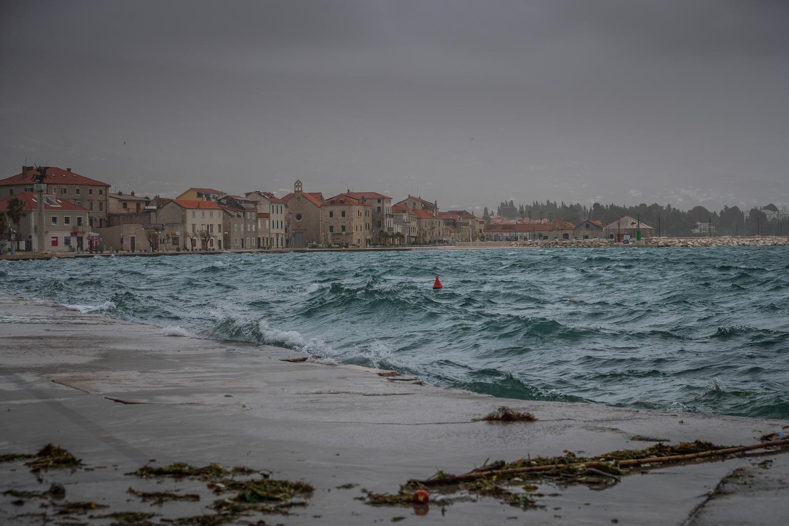 Pijesak nije opasan za zdravlje, ali je neugodan. 